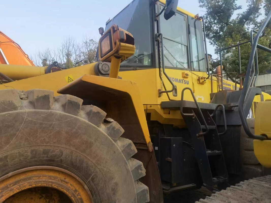 High Quality Used Komatsu WA470 Loader From China For Sale At A Low Price
