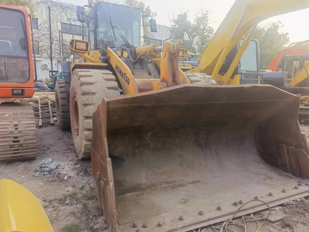 High Quality Used Komatsu WA470 Loader From China For Sale At A Low Price