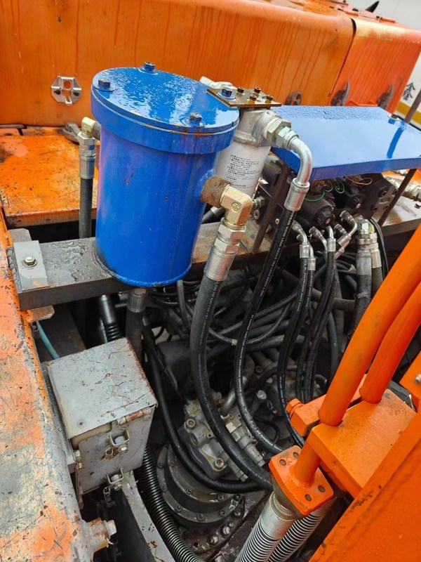 High-Performance Hitachi 470 LC-3 Excavator: Your Next Heavy Duty Partner!