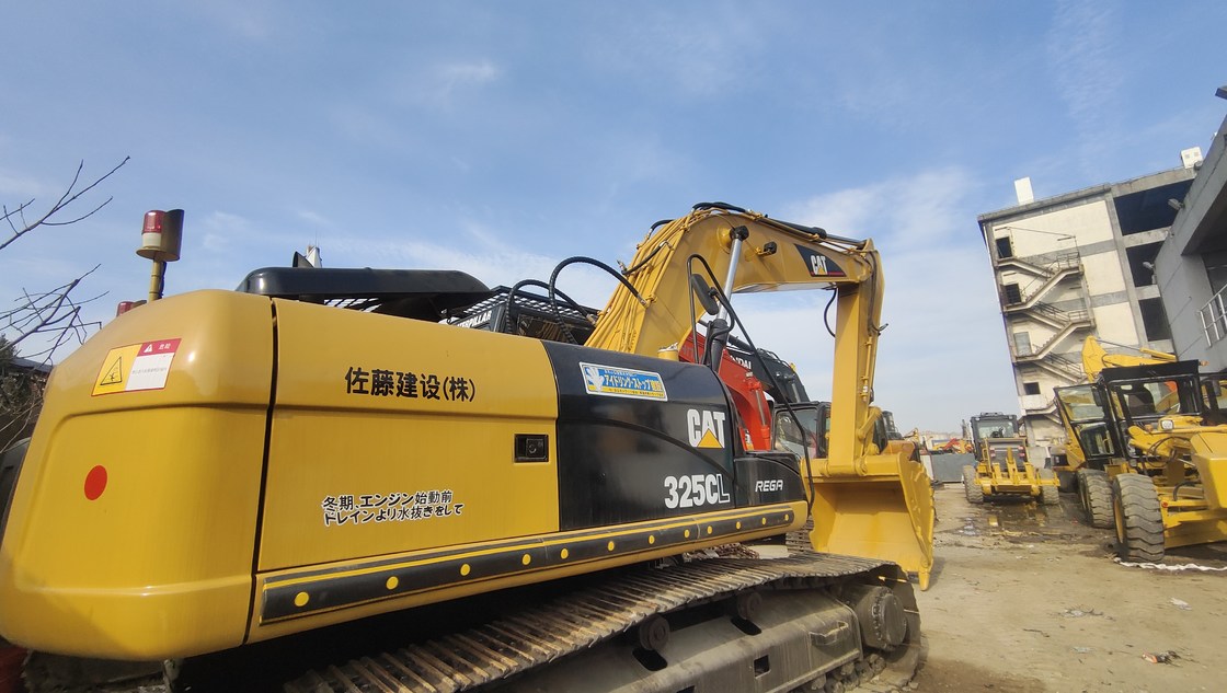 Great value offer: Used Cat 325 CL excavator for sale, in good condition