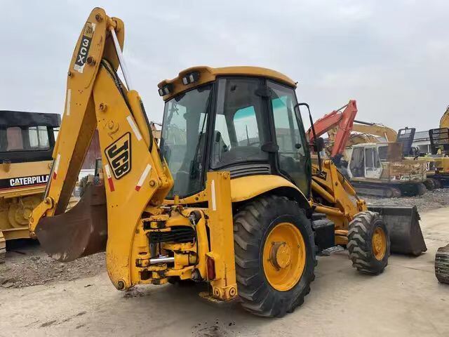Used JCB 3CX backhoe loader, front loader 2.5T, diesel backhoe loader for sale