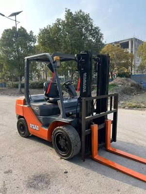 3 tons of second-hand Toyota diesel forklift, Toyota Forklift 8FD30