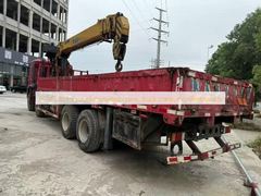 XCMG 16-ton truck-mounted crane, truck crane, excellent quality